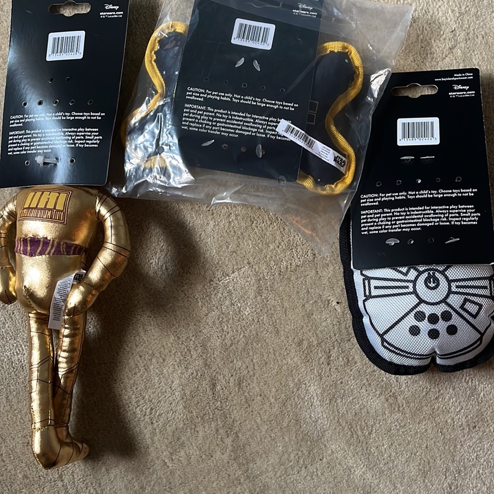 🛰️NWT 3 / Star Wars squeaky toys plus r2d2 - Picture 2 of 3